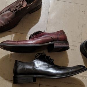 Lot of 2 Kenneth Cole Shoes Brown/Black Size 9